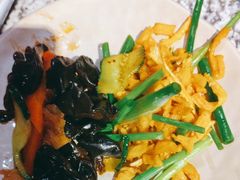 -老牌坊云南鱼豆花火锅(哈西万达店)