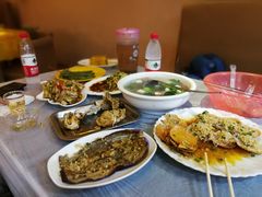 -覃记海鲜美食餐厅