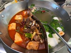 -左庭右院鲜牛肉火锅(浦江欢乐颂店)