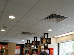 -麦当劳(中唱大厦店)