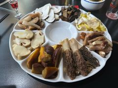 -野菌皇海景野生菌火锅(滨海大道店)