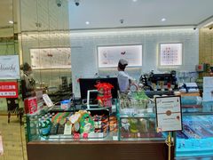 -VENCHI 闻绮(北京国贸商城店)