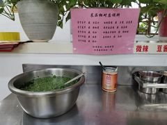 -正宗普宁豆干坊·洪记砂锅粥(红领巾路店)