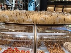 -银泰百货(西湖店)