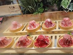 -享遇.锅姥姥牛排海鲜自助(小寨店)
