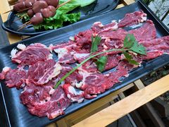 -二荆条·蜀鲜汇城市森林火锅