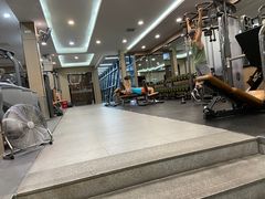 -金摩尔健身游泳(万象城鼎丰大厦店)