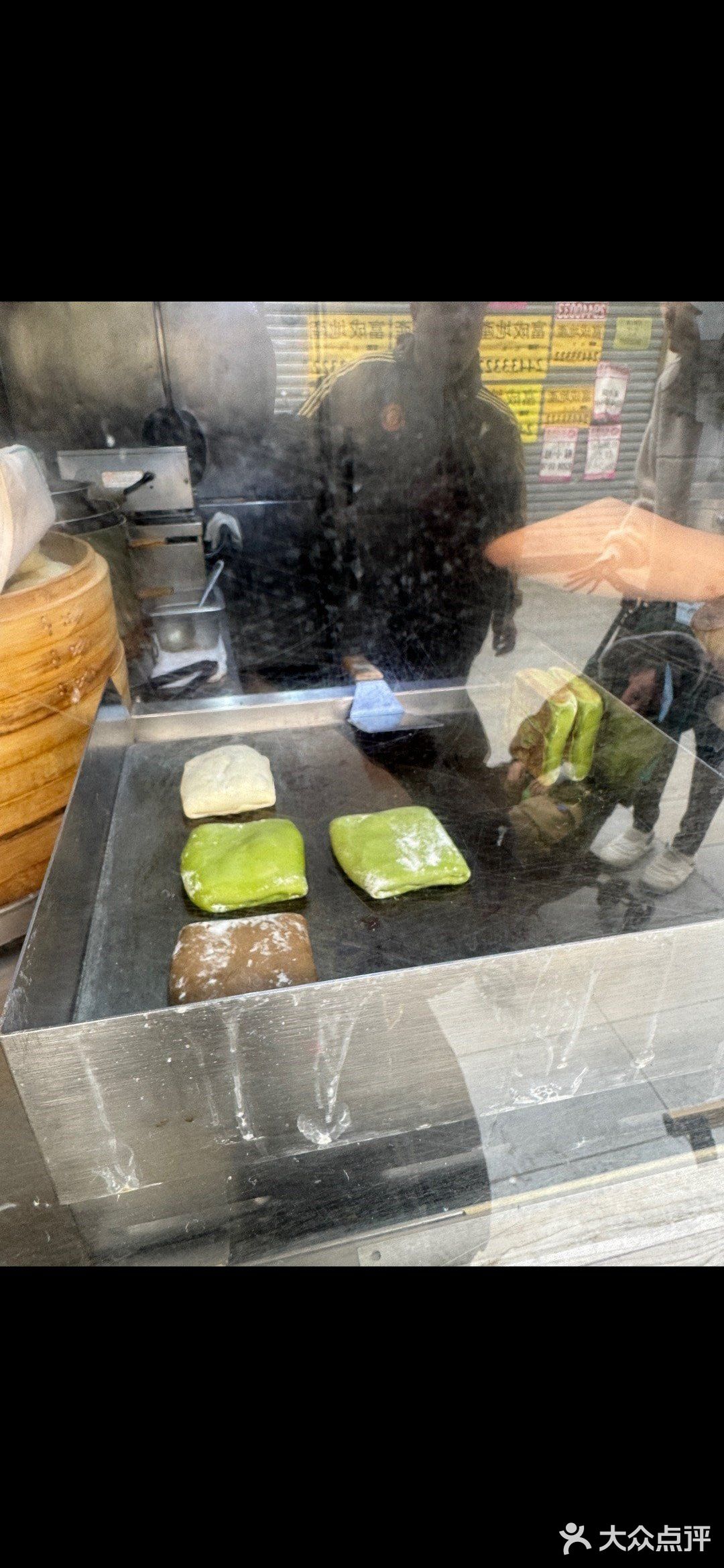 很推介。上餐速度： 排隊人龍非常長，但值得等待