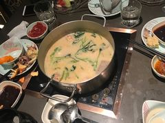 -捞王锅物料理(上海世茂广场店)