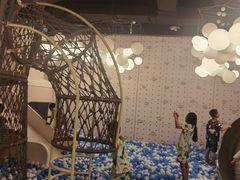 -涨巢·潮玩水疗局