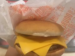 双层吉士汉堡-麦当劳(北京路广百广场店)