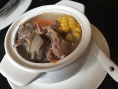 -河畔春天时尚餐厅