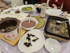 -天外天美食广场(哈尔滨路店)