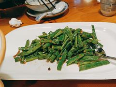 -老板很二(吉大店)