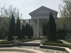 -上海玫瑰园度假酒店
