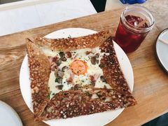 鸡蛋蘑菇熏肉荞麦可丽饼-RAC BAR(安福路店)