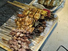 -老广烧烤(骆驼山康馨园店)