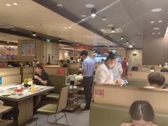 -海底捞火锅(宝龙广场夜宵主题店)