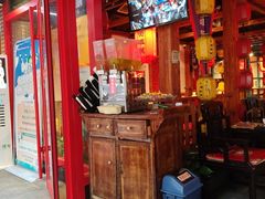 -宽板凳老灶火锅(台湾街店)