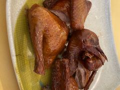 红烧乳鸽-吉莲利苑海鲜酒家(珠海拱北28年老字号店)