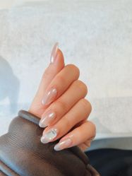 -丽心自助美甲美睫