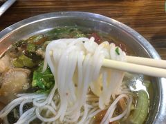 -周记蟹仔粉(侨港风情街店)