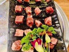 雪花牛肉粒-唯成•韩国炭火烤肉 유성고기