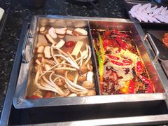 -重庆九记老火锅(广场店)