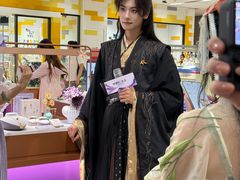 -宝龙城(杭州滨江店)