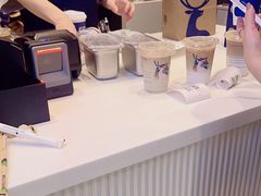 -瑞幸咖啡(凯德虹口龙之梦店)