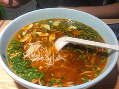 -味绝西面