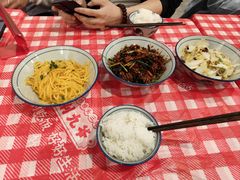 -荆九爷爆炒桥头三嫩(云南北路店)