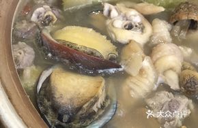 Braised Abalone with Chicken