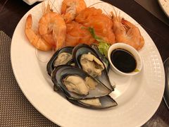三文鱼-湖景知味西餐厅•自助餐• 轻食(南京金茂威斯汀大酒店)