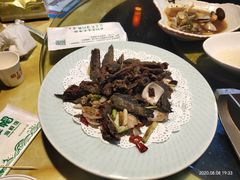 椒盐跳跳鱼-爷爷的草帽·海鲜馆(孙塘路店)