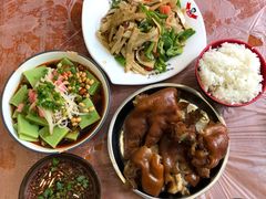 -王万妈卤猪脚(青岩交通路)