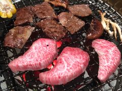 -山川小町·极番烧肉(新地假日广场店)