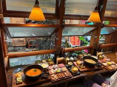-银米·云南传统过桥米线(双廊黑金冠店)