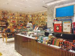 -VENCHI 闻绮(北京国贸商城店)