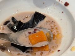 -RUXU入续糖水铺与包(卓悦中心店)