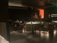 -左庭右院鲜牛肉火锅黑金店(陆家嘴中心店)