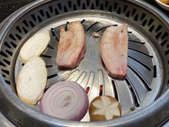 -木槿花韩式炭烤·熟成肉工坊(孙文东路店)
