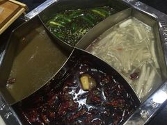 -重庆德庄火锅(体育中心店)