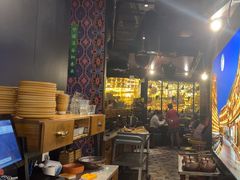 -吃饭皇帝大土家民族菜(正大广场店)