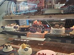 -DQ·蛋糕·冰淇淋(奥特莱斯店)