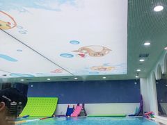 -龙格亲子游泳·水育早教运动中心(龙湾天街店)