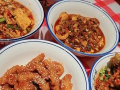-笨豆腐居民楼菜馆•江西小炒(天津开发区店)