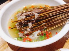 藤椒味钵钵鸡-嘉州叶婆婆钵钵鸡(建设路店)