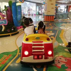 -纽西卡汽车小镇(大悦城店)