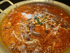 -张翻越·川渝冒菜·武汉黑鸭煲(城北万象城店)